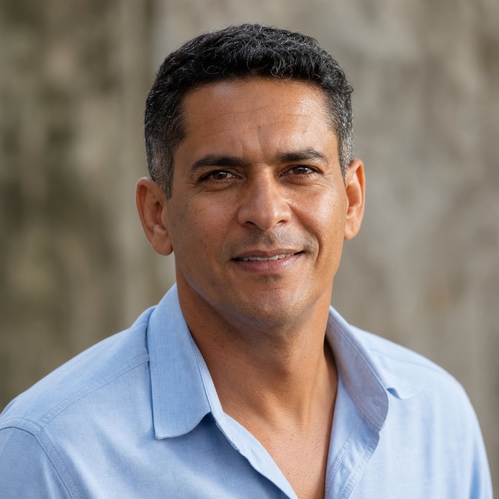 Portrait of Carlos Mendoza